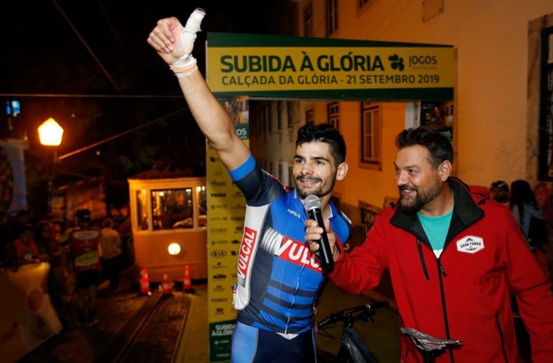 Loucas corridas contra táxis deram-lhe pernas para chegar à Glória