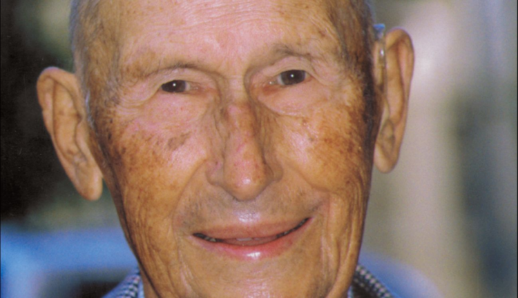 Lúcio Tomé Feteira, industrial, 98 anos, natural de Vieira de Leiria: homem do século