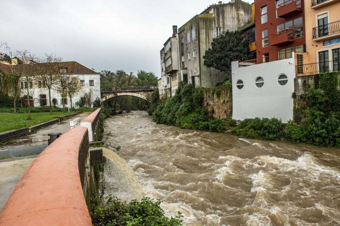 Leiria foi também sujeita a chuvas torrenciais