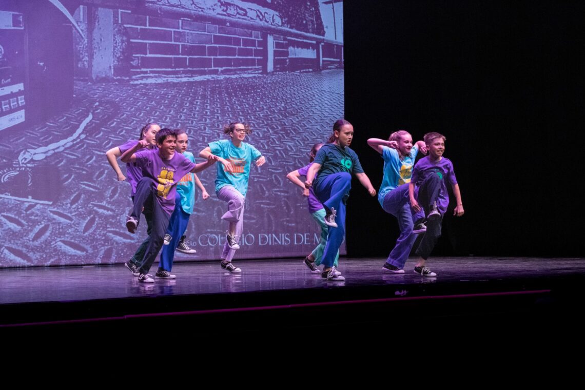O Teatro José Lúcio da Silva contou com uma “plateia completamente esgotada” no passado domingo