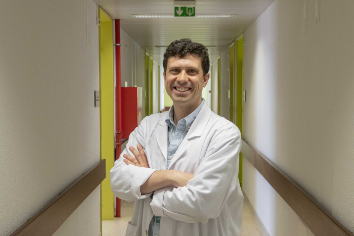 Catarina Custódio, João Cardoso , em cima, André Dias e Beatriz Correia, em baixo. Os jovens médicos acreditam que o médico de família é um confidente e faz a diferença na vida dos utentes, na prevenção e na doença