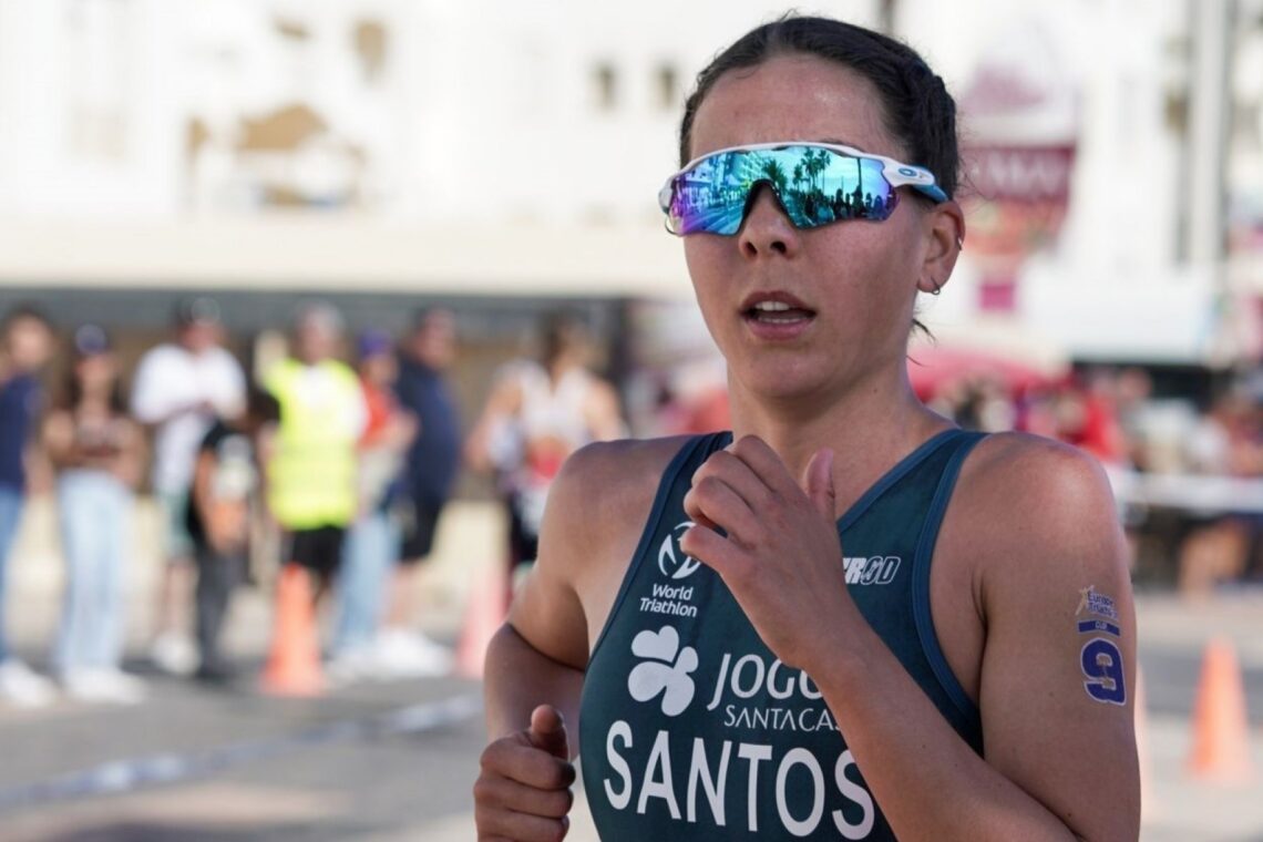 Melanie Santos, de Alcobaça, compete no triatlo e estafetas mistas