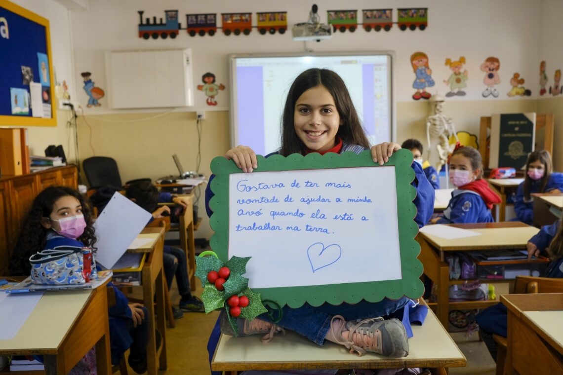 Avós e netos desejam muito amor e visitas neste Natal