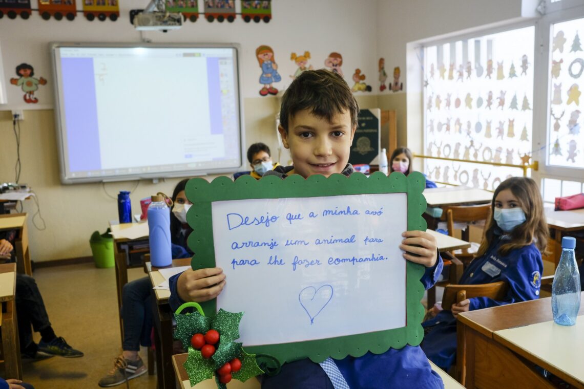 Avós e netos desejam muito amor e visitas neste Natal