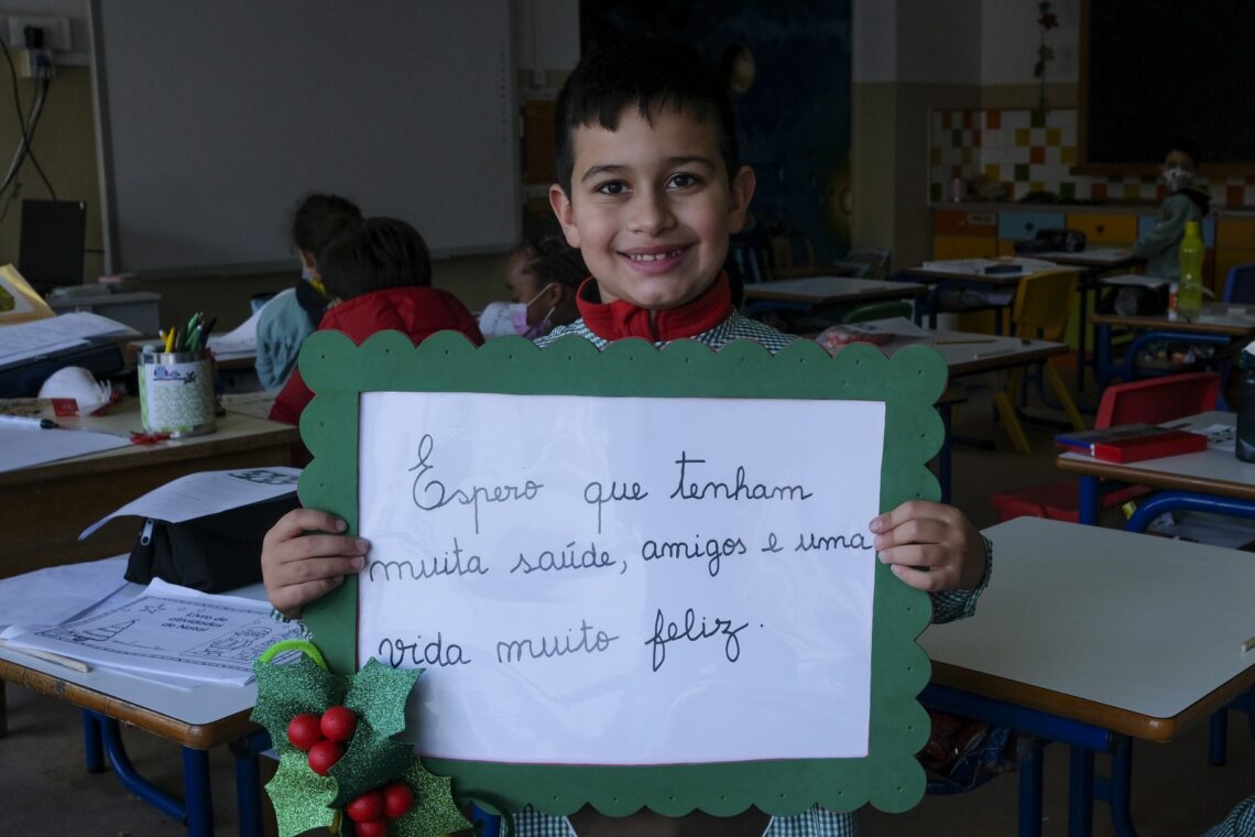 Avós e netos desejam muito amor e visitas neste Natal