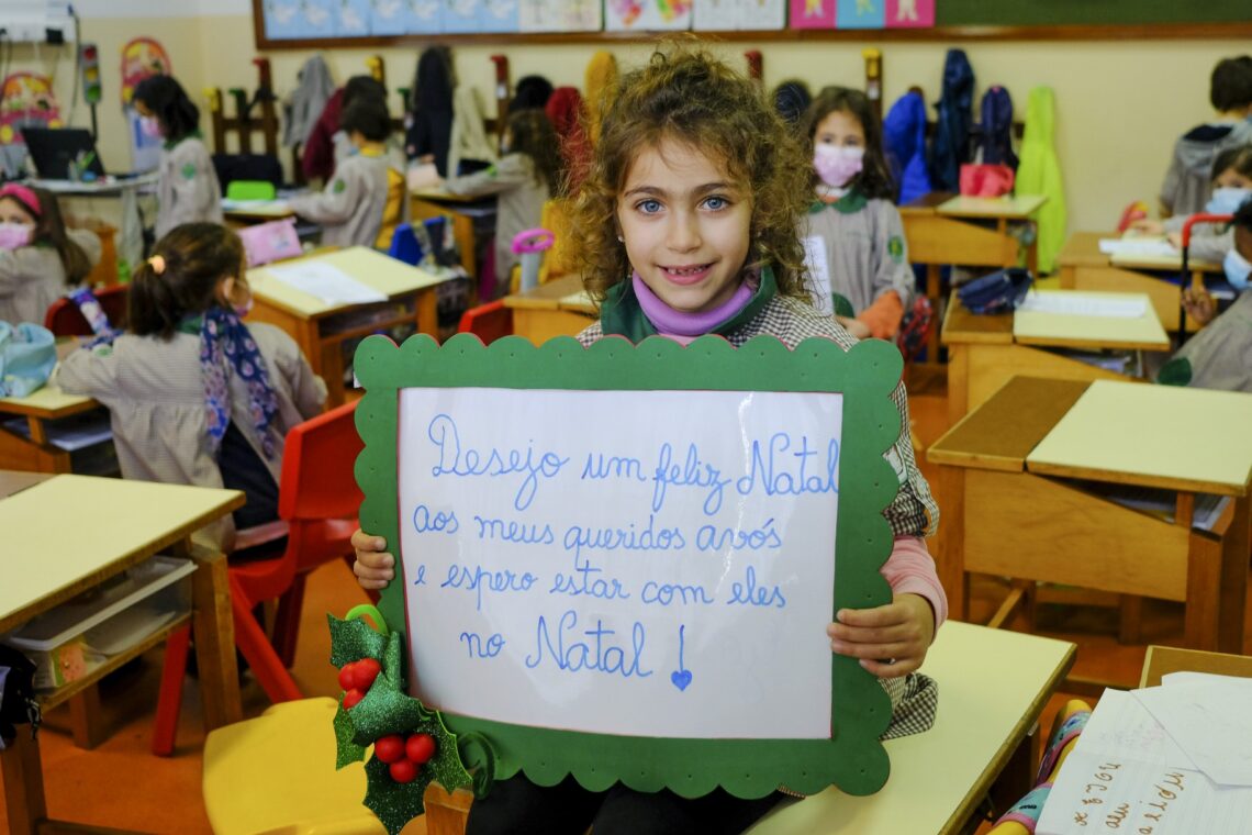 Avós e netos desejam muito amor e visitas neste Natal