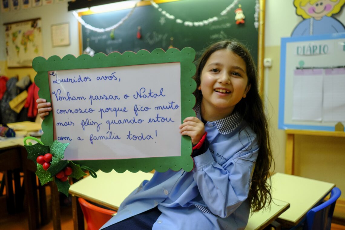 Avós e netos desejam muito amor e visitas neste Natal