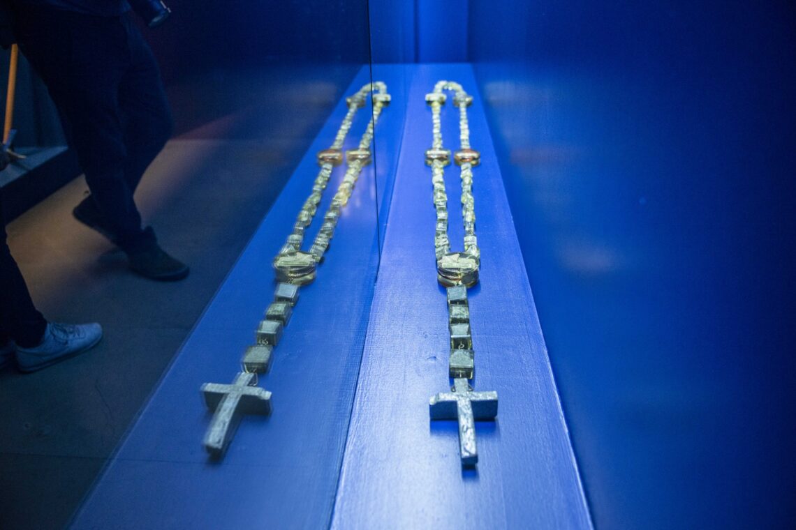 Exposição mostra tesouros do Santuário de Fátima