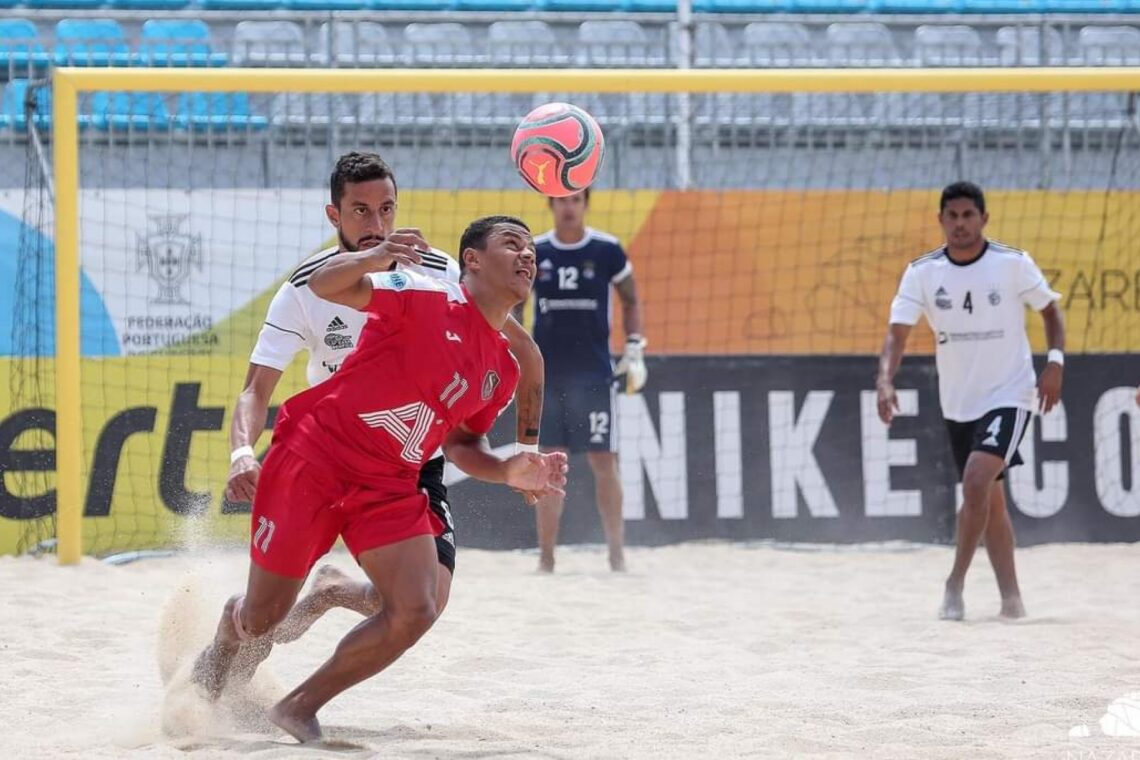 Sótão venceu recentemente a taça do Distrito de Futebol de Praia