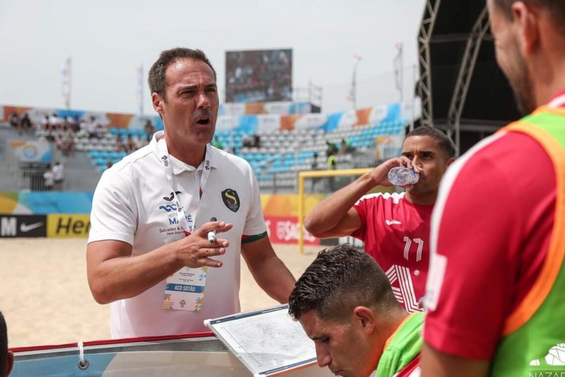 Sótão venceu recentemente a taça do Distrito de Futebol de Praia