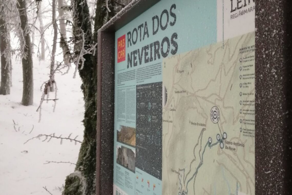 O Cabeço do Pereiro, a 1.203 metros de altitude, na Serra da Lousã, é o ponto mais alto do distrito de Leiria