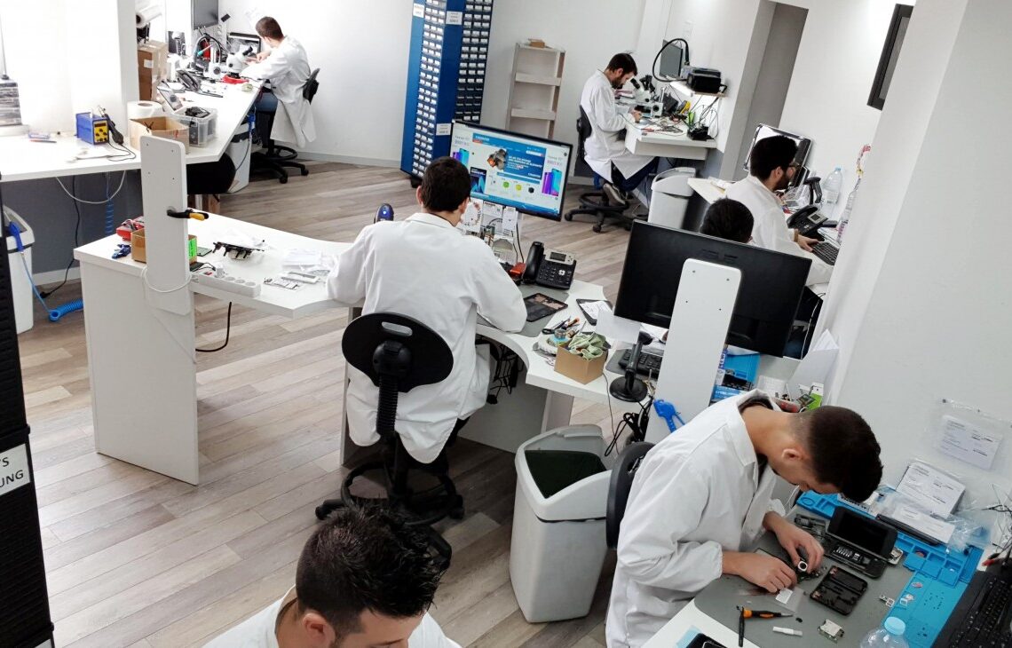 Reparação em ambiente laboratorial