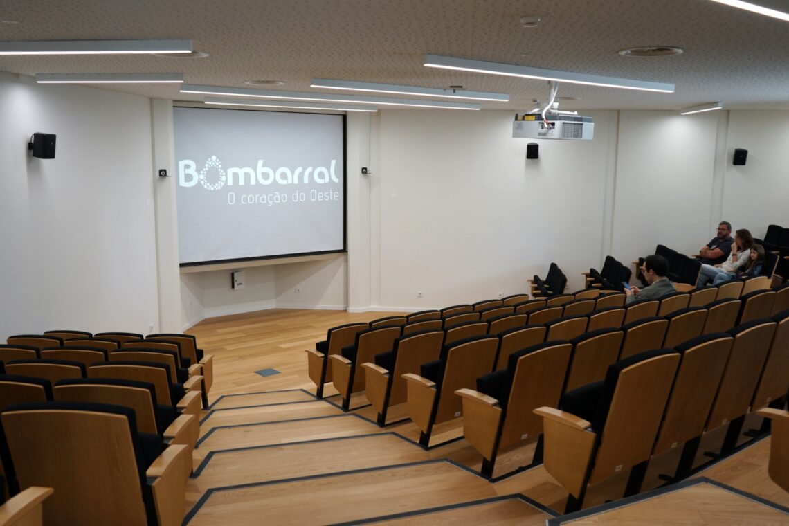Projecto contemplou melhoramentos no auditório municipal