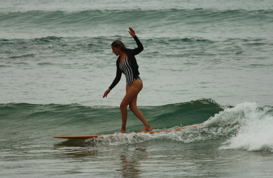 Porque o surf não tolera poluição, o neoprene não pode acabar no aterro