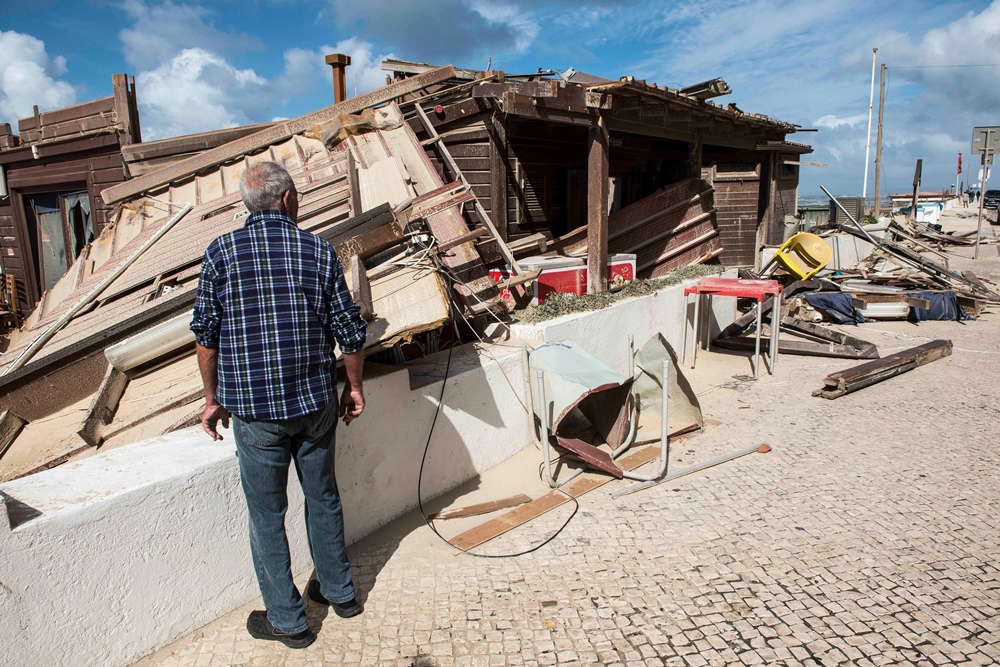 Praia do Pedrógão: Restaurante ‘Manel’ destruído