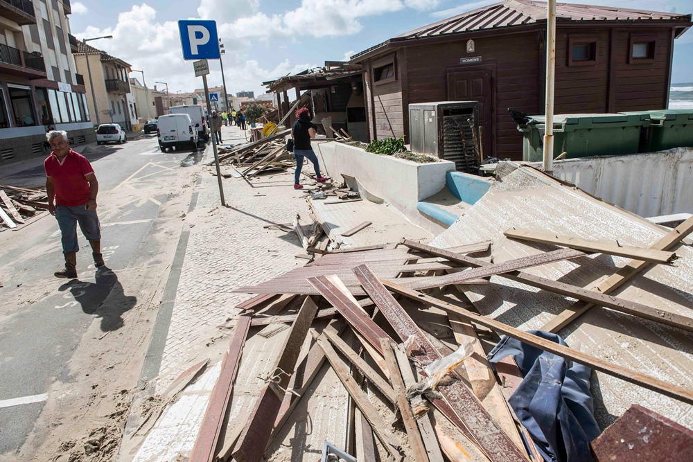 Praia do Pedrógão: Restaurante ‘Manel’ destruído
