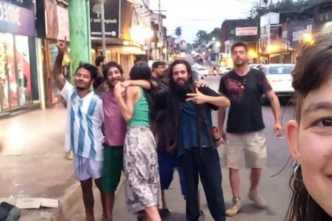 Em Puerto Iguazú, Argentina, com novos amigos
