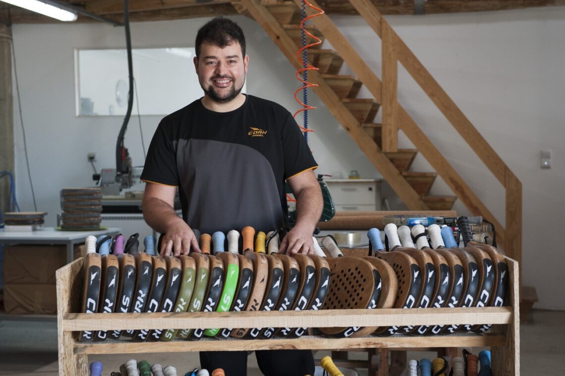 Raquetes de cortiça conquistaram o mundo do padel a partir dos arredores de Fátima
