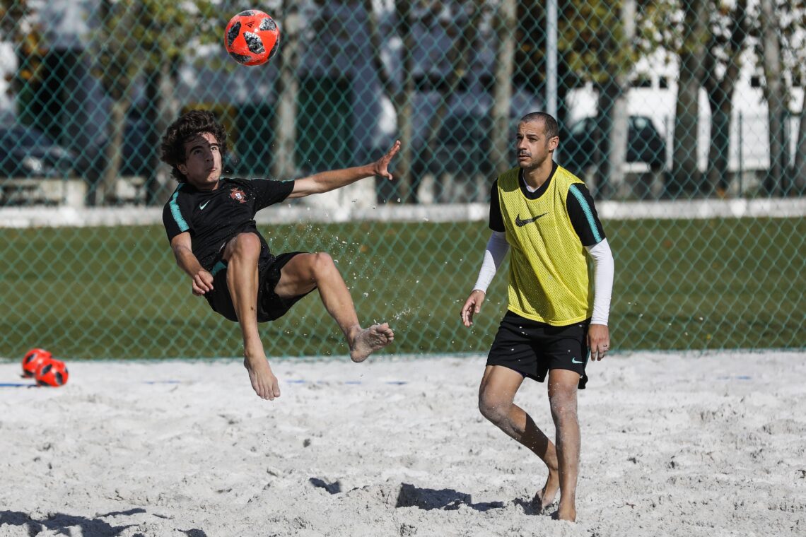 Três jogadores do distrito convocados para o Mundial de futebol de praia