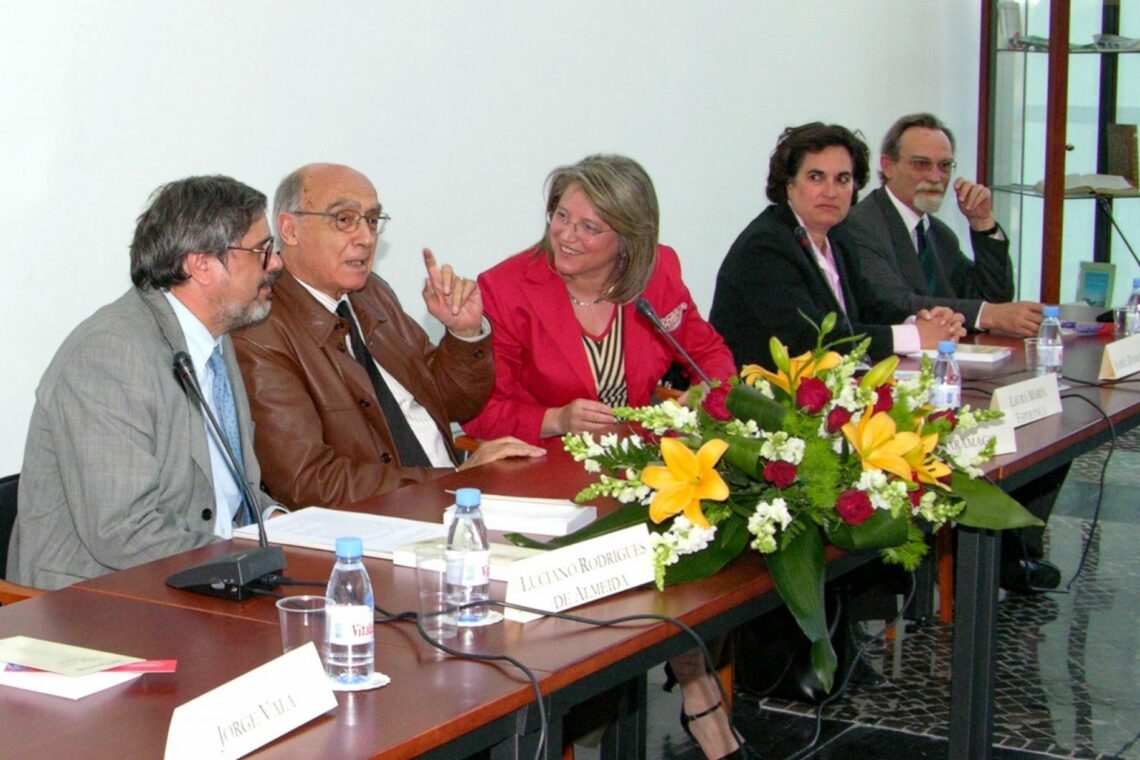 Apadrinhou a biblioteca da ESTG do Politécnico de Leiria, instituto que visitou três vezes após ser Nobel da Literatura e onde recebeu o título de professor coordenador honorário