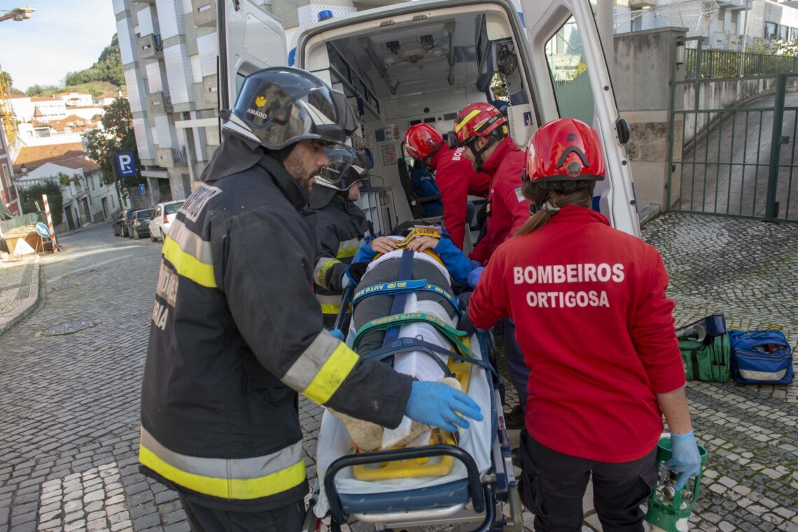 Simulacro de sismo em Leiria