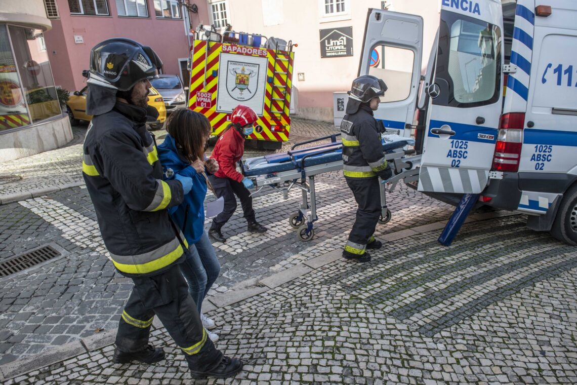 Simulacro de sismo em Leiria