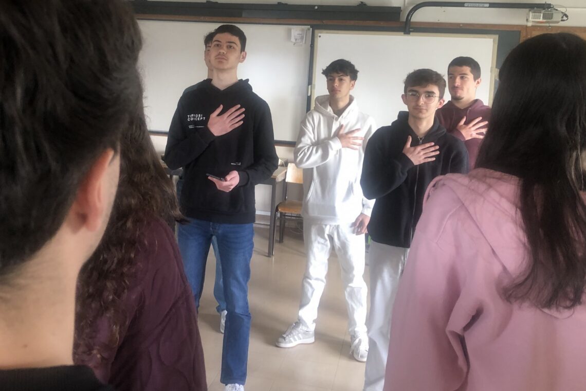 Nenhuma Sombra te Prende ao Chão