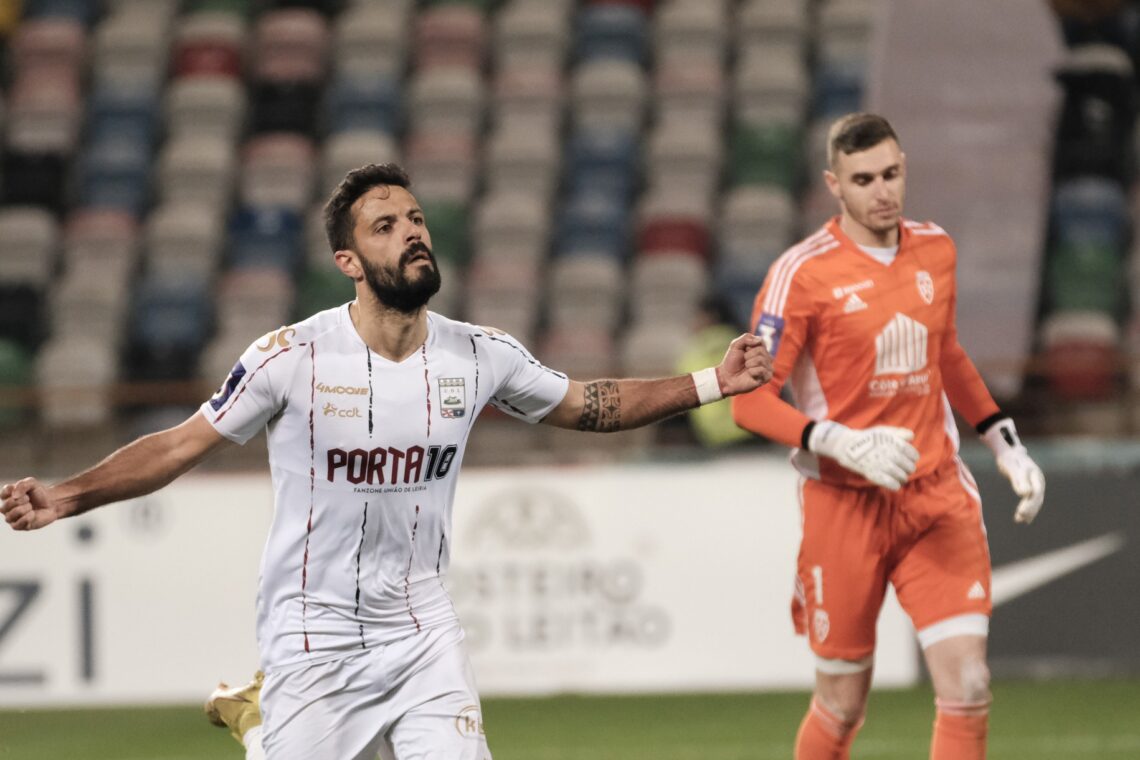 Jogo da jornada 17 da Série B da Liga 3 realizou-se esta noite no Estádio Municipal de Leiria
