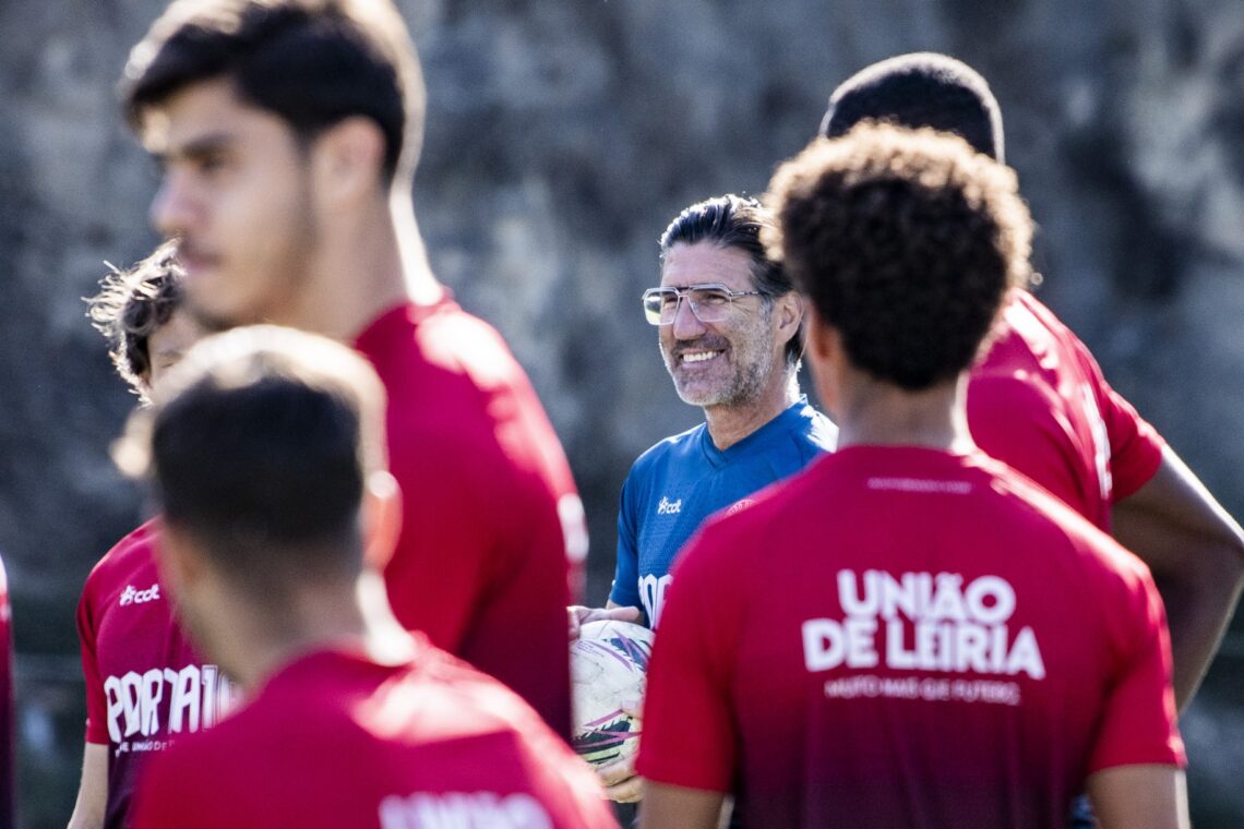 O eterno capitão Luís Bilro é o treinador da equipa