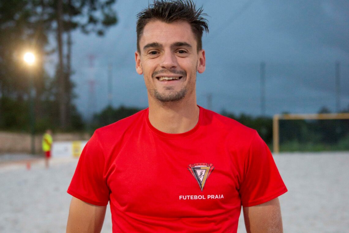 Vasco Rafael começou a jogar futebol no Marrazes, passou pelo Benfica e actualmente 'ataca' no Alqueidão da Serra e na GRAP