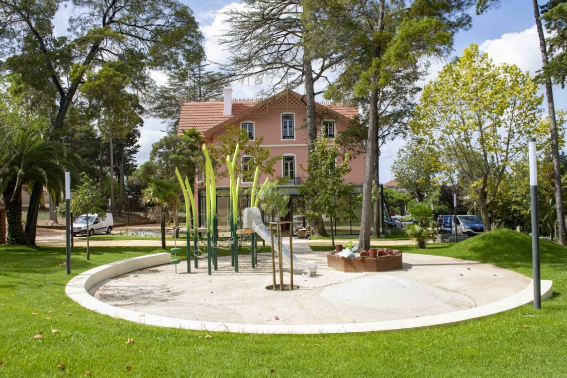 Um espaço verde no coração da cidade para explorar em família